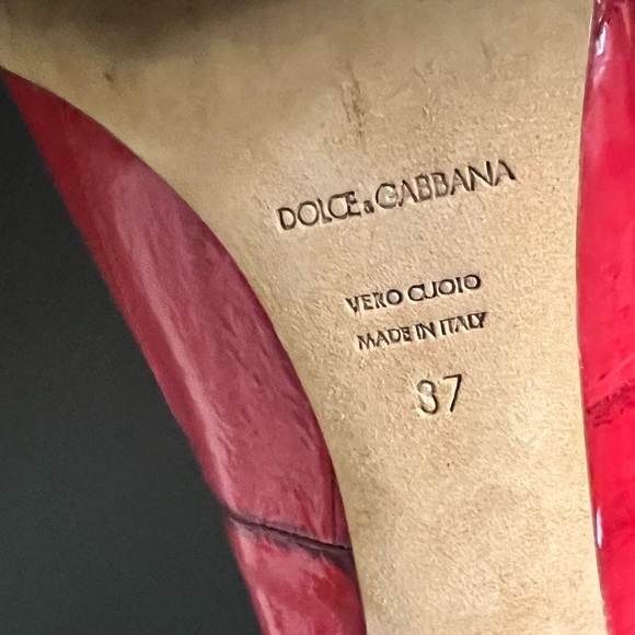 Dolce & Gabbana Pump unique design and color - Picture 4 of 4